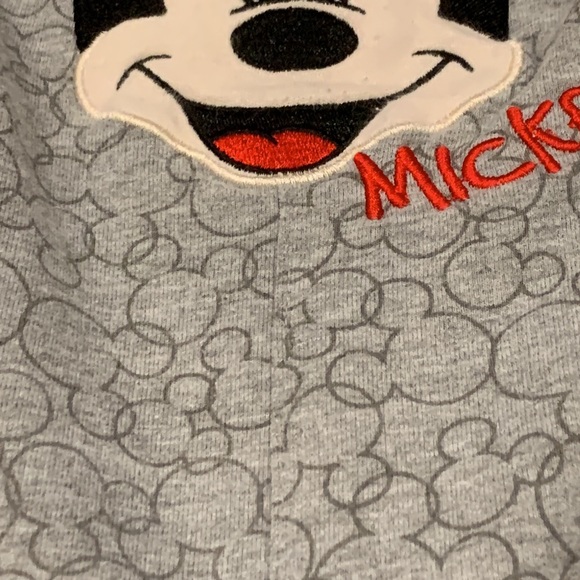 Disney Baby Red Onesie and Gray Mickey Mouse Shorts Overalls Size 24M - Picture 4 of 9